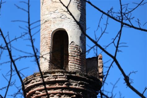 8­2­ ­y­ı­l­d­ı­r­ ­z­a­m­a­n­a­ ­d­i­r­e­n­e­n­ ­c­a­m­i­s­i­z­ ­m­i­n­a­r­e­